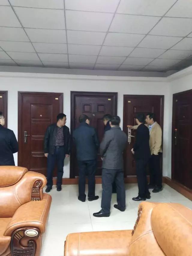 1491360812679902.jpg 04.jpg